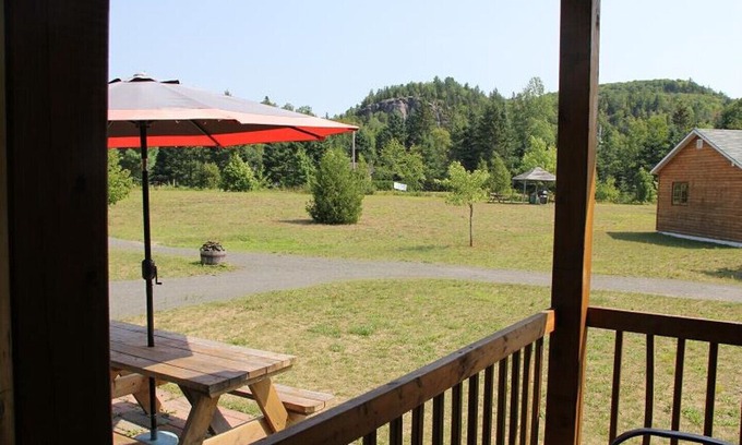 Val David Villa | Beautiful cottage in Val-David - Log house #6