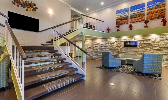 Albuquerque Hotel | Best Western Airport Albuquerque InnSuites Hotel & Suites