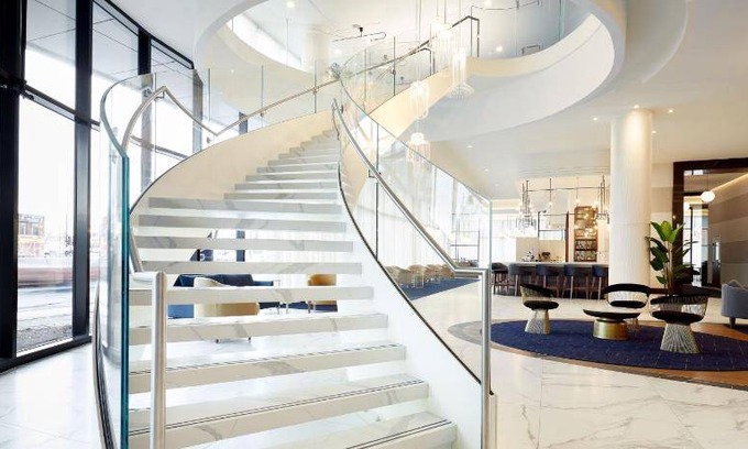 Cote-Des-Neiges—Notre-Dame-De-Grace Hotel | 30 m² Hotel ∙ 4 guests