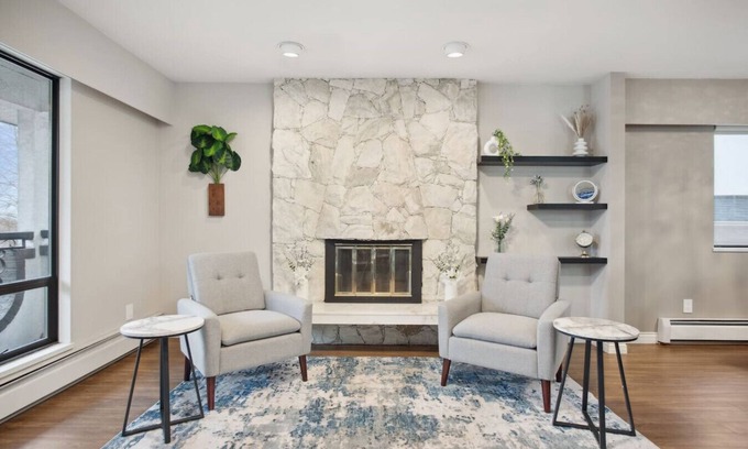 Killarney House | Central Family Home: Indoor Arcade & Huge Backyard