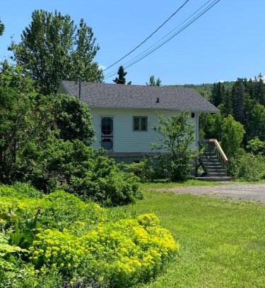 L'Anse-au-Griffon Apartment | Chalets les chanterelles de Forillon
