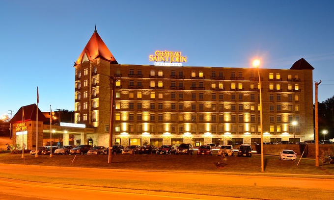 Saint John Hotel | Chateau Saint John Trademark Collection by Wyndham