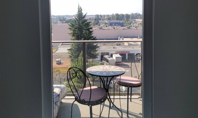 Sunset Condo | Contemporary & Pet-Friendly 1BR + Den Condo featuring a Charming Patio