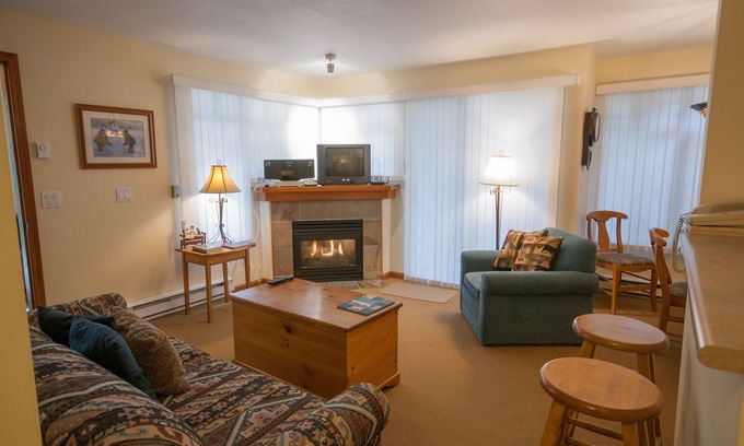Village North Condo | Convenient Village Location, Free Parking & WiFi, Jet Tub, Ground Floor