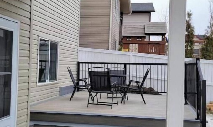 Panorama Hills House | Cozy and Modern Suite - Your Home Away from Home!