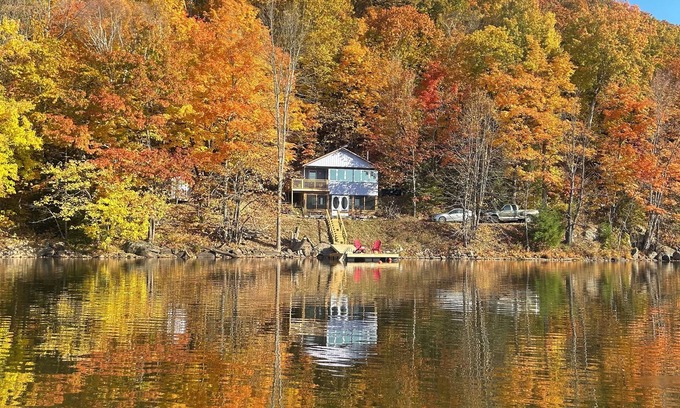 Utterson Cottage | Cozy Lakefront Muskoka Cottage