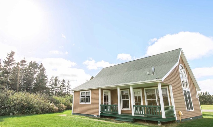 Dalvay Cabin | Dalvay By The Sea - PEI - Cottage with 2-Bathroom #2