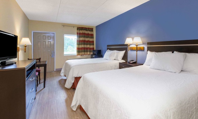Grantville Hotel | Days Inn by Wyndham Grantville Hershey North