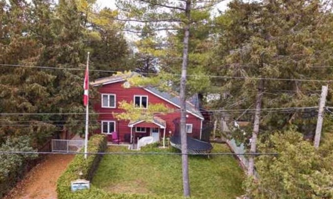 Ramara Cottage | Dream Cottage on the lake