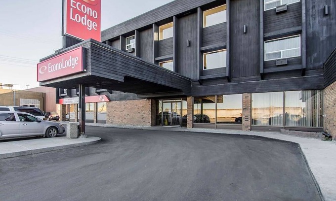 Lloydminster Hotel | Econo Lodge