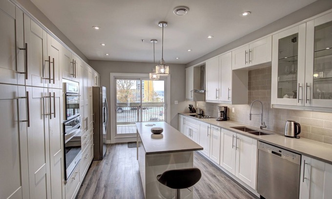 Downtown St. John's House | Executive Townhome in downtown St John's