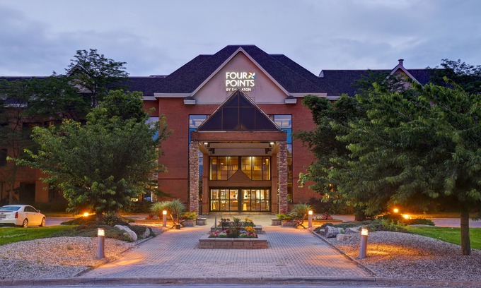 Thorold Hotel | Four Points by Sheraton St. Catharines Niagara Suites