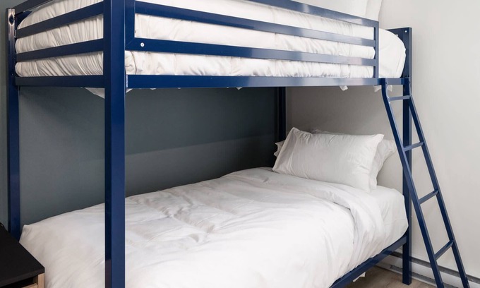Gay Village Apartment | Full-equipped room in Le Village!