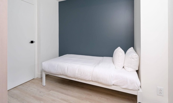 Gay Village Apartment | Getaway in the heart of Montreal!