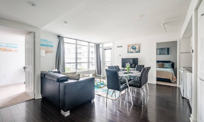 CityPlace Condo | GLOBALSTAY. Aquamarine 2bd 2bath Apartment with Balcony