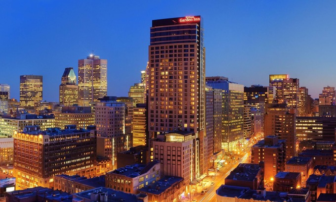 Quartier des Spectacles Hotel | Hilton Garden Inn Montréal Centre-ville
