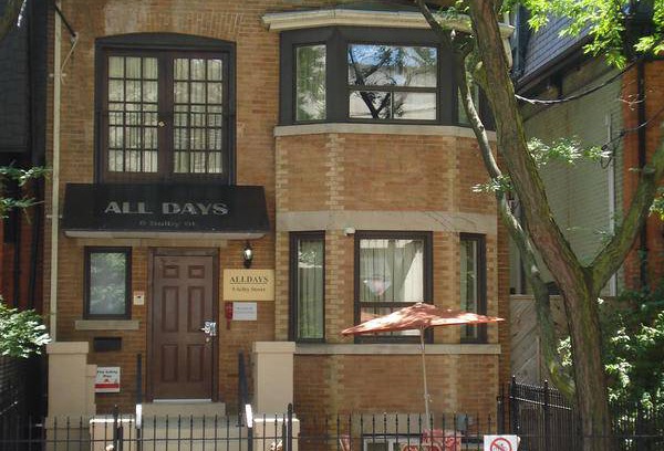 Upper Jarvis Hostel | Hostel ∙ 8 guests