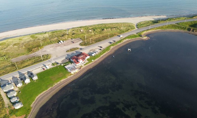 Iles de la Madeleine Hostel | Hostel ∙ 8 guests