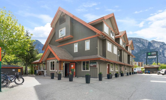 Squamish Hostel | Hostel ∙ 8 guests