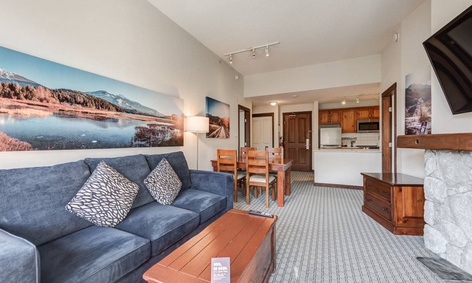 Upper Village Hotel | Hotel ∙ 2 bedrooms ∙ 6 guests