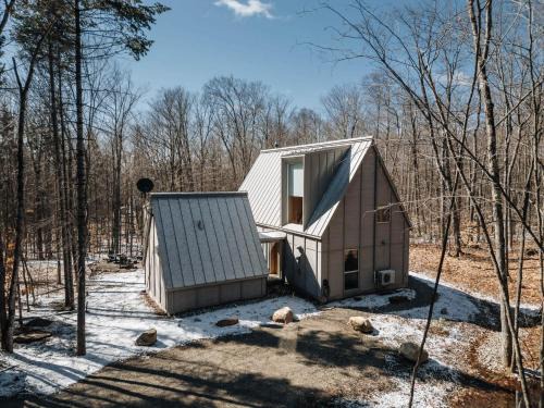 Chertsey Ski Chalet | Le Bois et Lumiere - In the heart of Nature