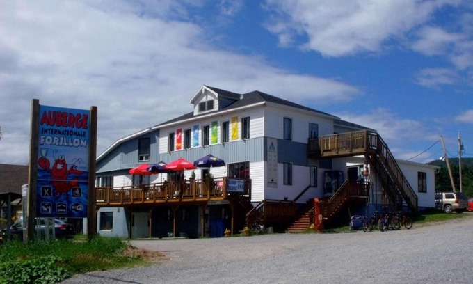 Gaspe Hostel | Le Carabobo auberge Forillon