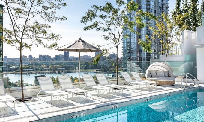 Downtown Vancouver Apartment | Level Yaletown - Richards