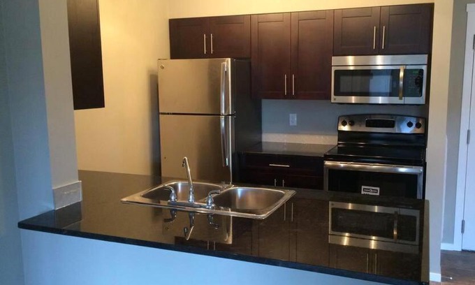Southwest Edmonton Apartment | Lovely 2 bedroom and a Den Condo w/ Balcony