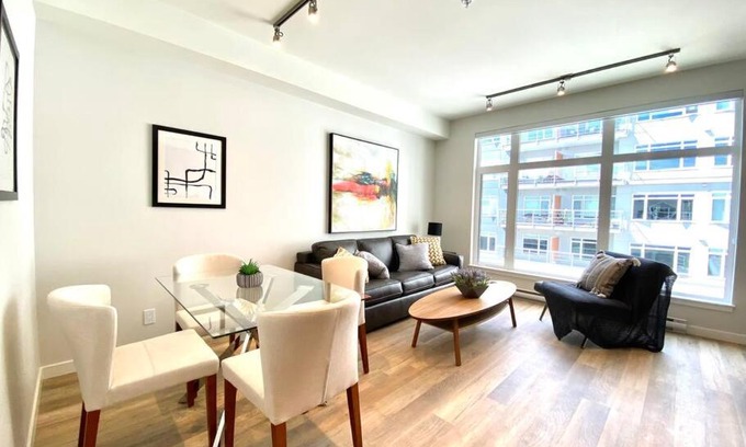 Sidney Apartment | Lovely Brand New Suite