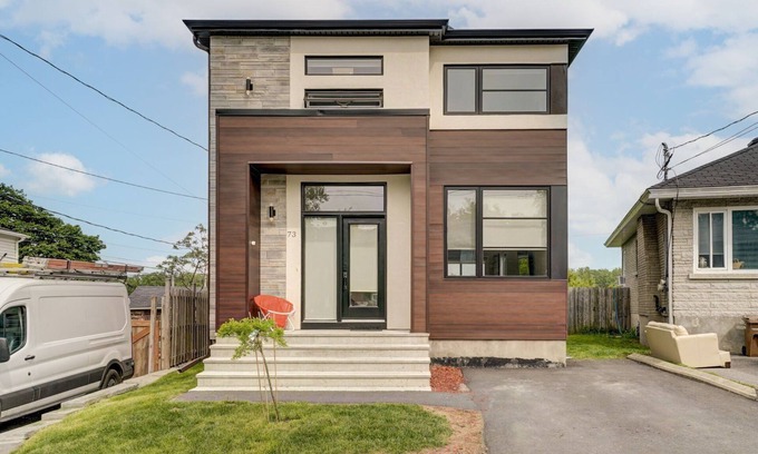 Downtown Gatineau Villa | đLuxurious modern 4 Bedroom free parking