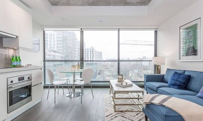 Niagara Apartment | Luxury 1BR in the Heart of King West