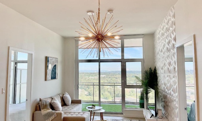 Burnaby Apartment | Luxury 2 bedroom condo