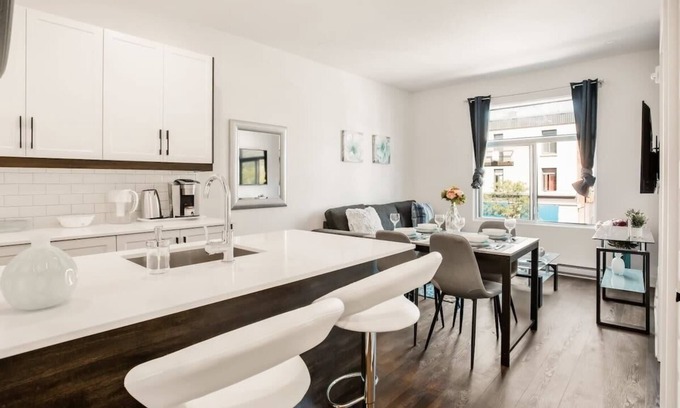 Mile End Apartment | M11 | Le Mile End - Spacious 1BDR in Plateau-2A