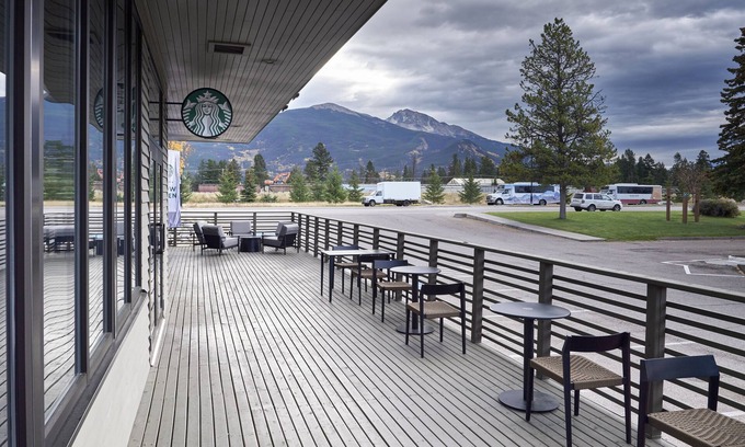 Jasper Hotel | Marmot Lodge