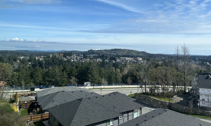 Langford House | Modern contemporary home with stunning views