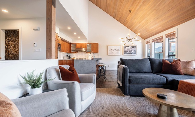 Village North House | Montebello - Luxury in Whistler Village North between Whistler and Blackcomb Mts
