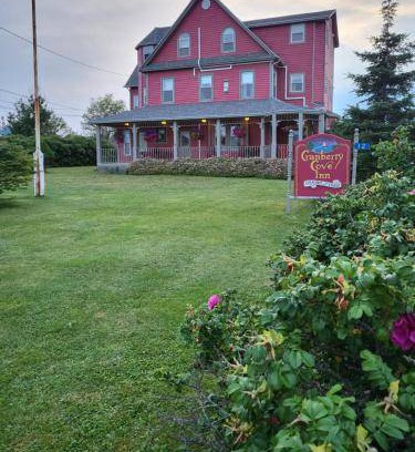 Louisbourg House | Motel ∙ 4 guests