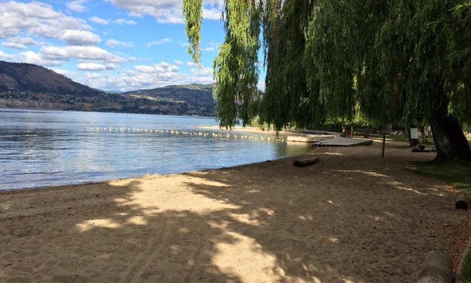 Okanagan-Similkameen Hotel | Motel ∙ 16 guests