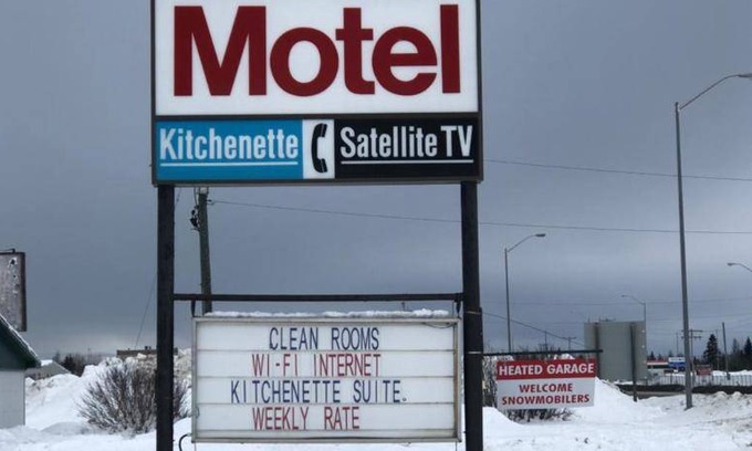 Cochrane Hotel | Motel ∙ 2 bedrooms ∙ 5 guests