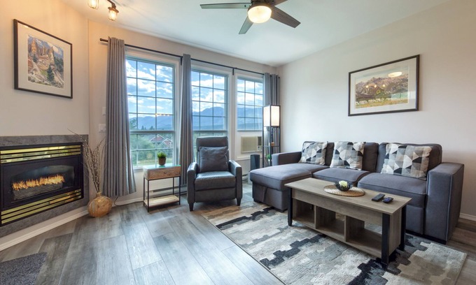 East Kootenay Apartment | Mountain Den King 1 bedroom, sleeps 4: Unit 2005 A