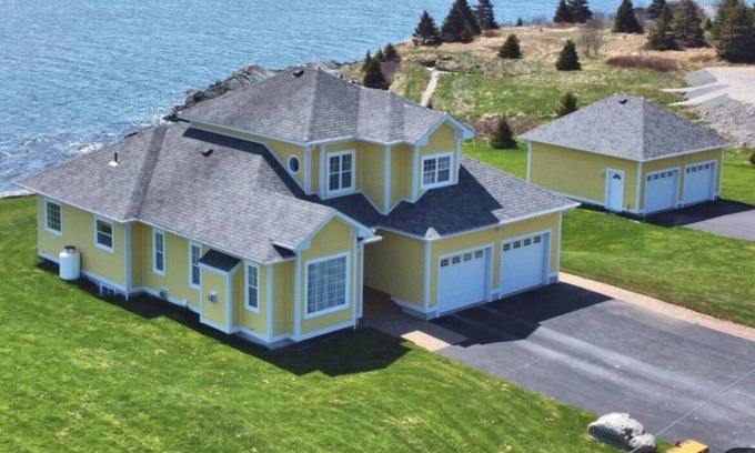 Bay Roberts House | Oceanfront property with shoreline access; main floor master with ensuite.