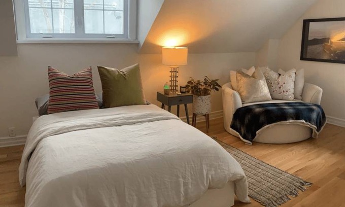 Ahuntsic-Cartierville Resort | Private room ∙ 2 guests