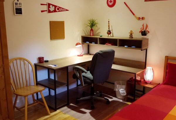 Sainte-Foy-Sillery-Cap-Rouge Resort | Private room ∙ 1 guest