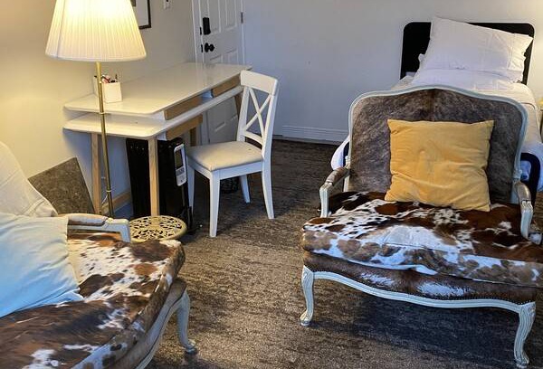 Leslieville Resort | Private room ∙ 1 guest
