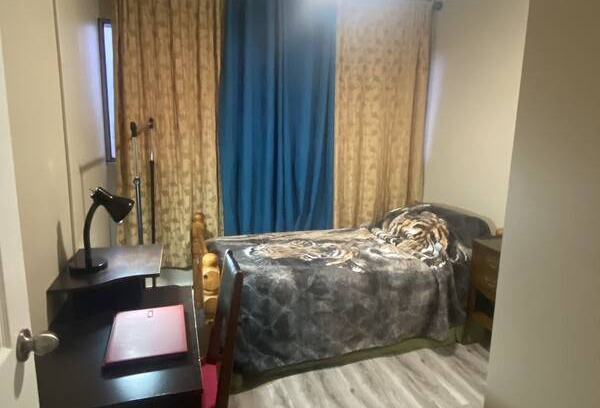 Flemingdon Park Resort | Private room ∙ 1 guest