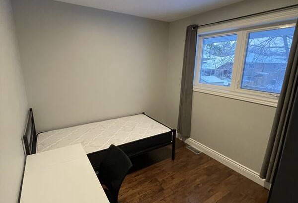 Clarkson-Lorne Park Resort | Private room ∙ 1 guest