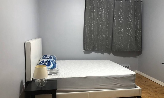 Etobicoke Resort | Private room ∙ 1 guest