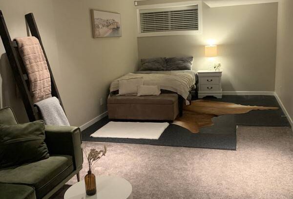 Northwest Calgary Resort | Private room ∙ 1 guest