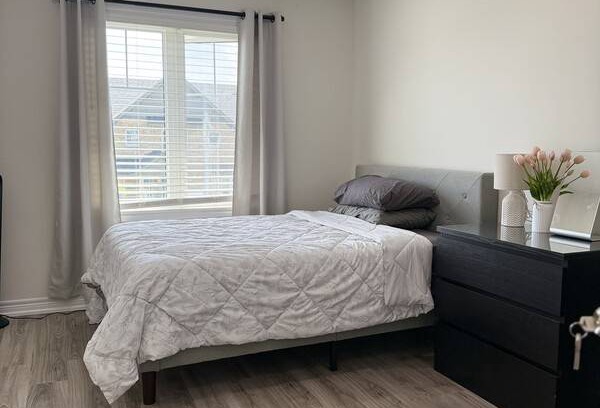 Durham Region Resort | Private room ∙ 1 guest