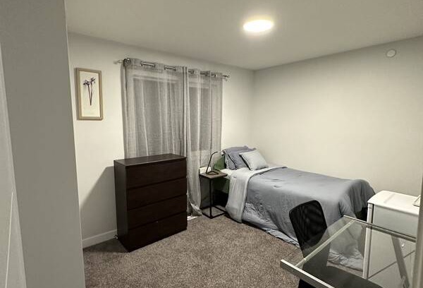 Calgary Resort | Private room ∙ 1 guest